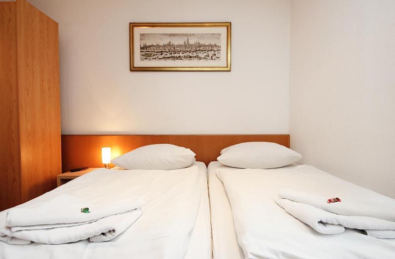 City Hotel Storch Koln Ruang foto