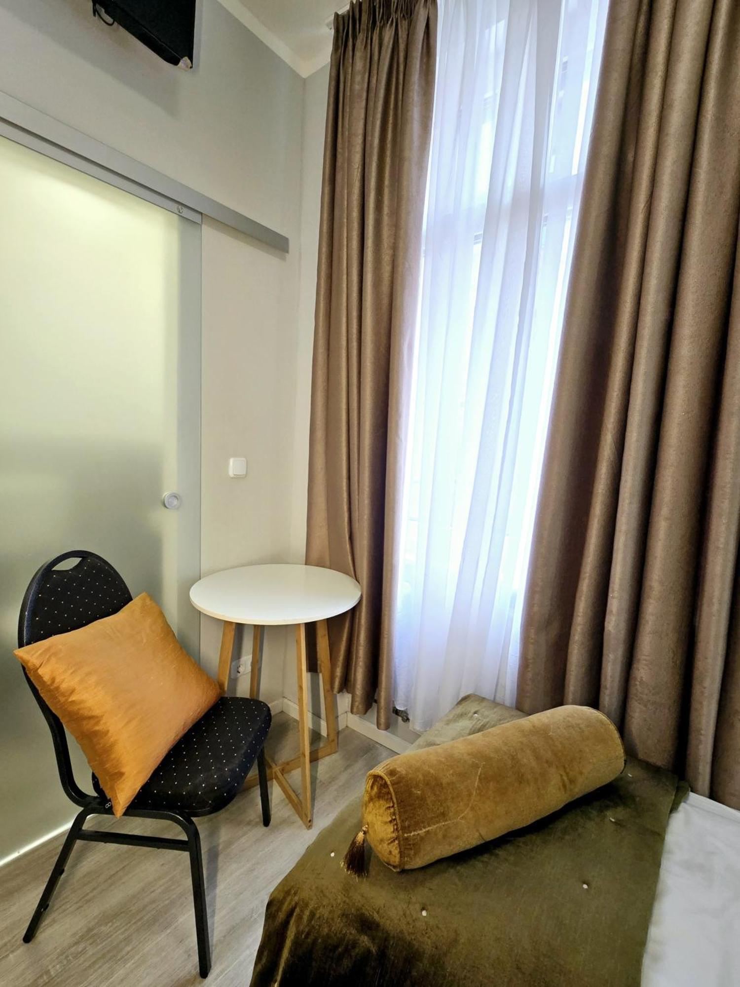 City Hotel Storch Koln Bagian luar foto