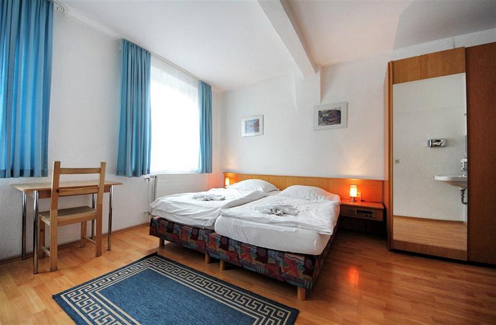 City Hotel Storch Koln Bagian luar foto