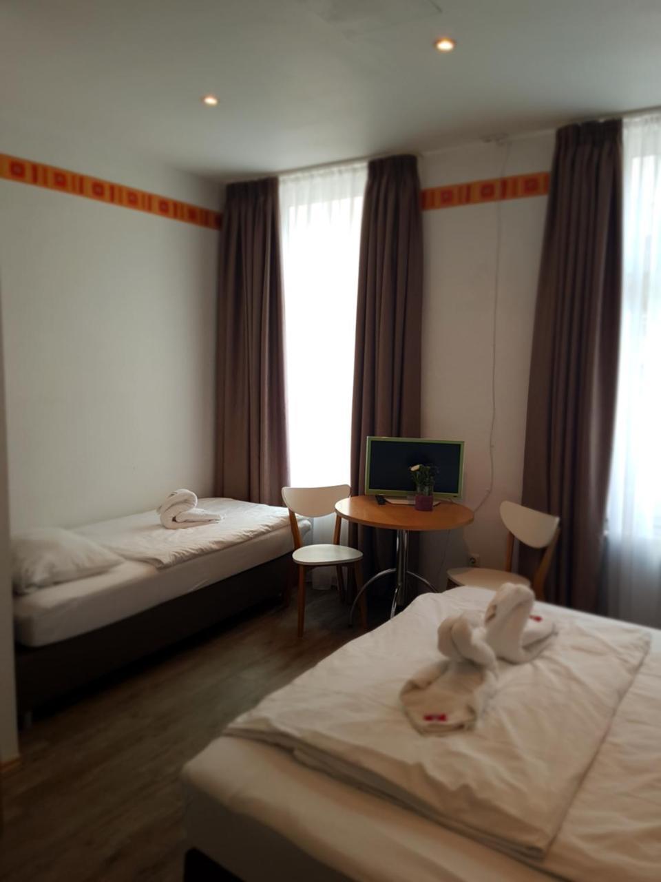 City Hotel Storch Koln Bagian luar foto