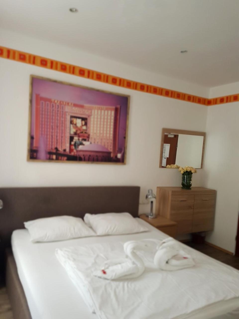 City Hotel Storch Koln Bagian luar foto
